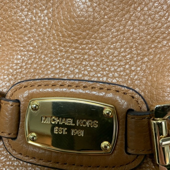 Michael Kors crossbody bag - Picture 2 of 9